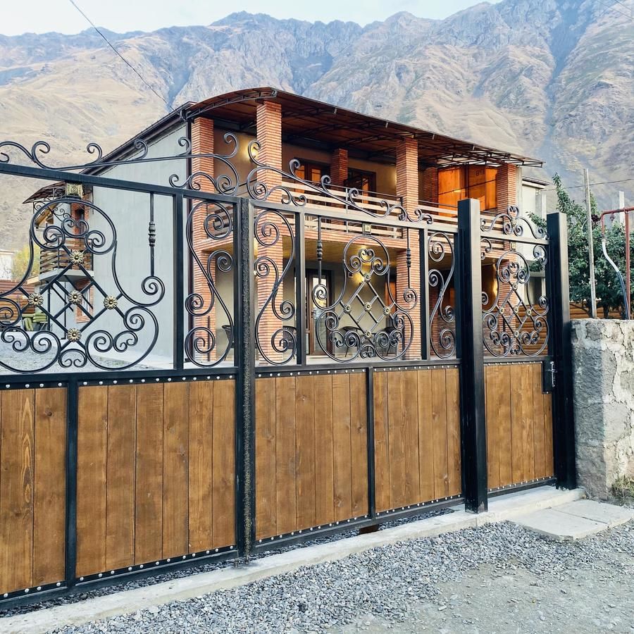 Отель Paradise Kazbegi Степанцминда-10