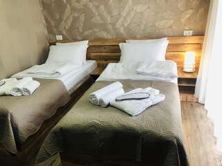Отель Paradise Kazbegi Степанцминда Двухместный номер с 2 отдельными кроватями-5